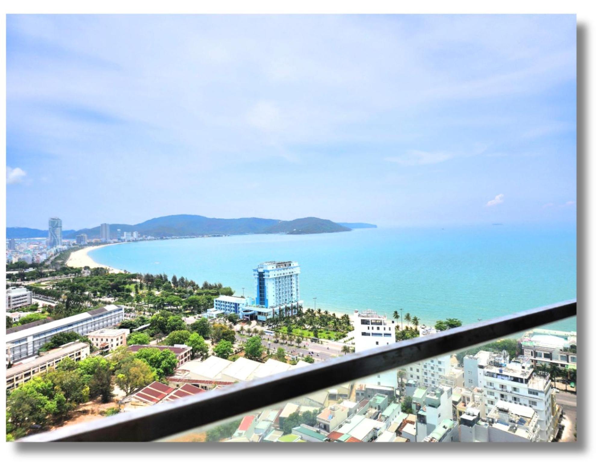 Flc Sea View Apartment Куїнон Екстер'єр фото