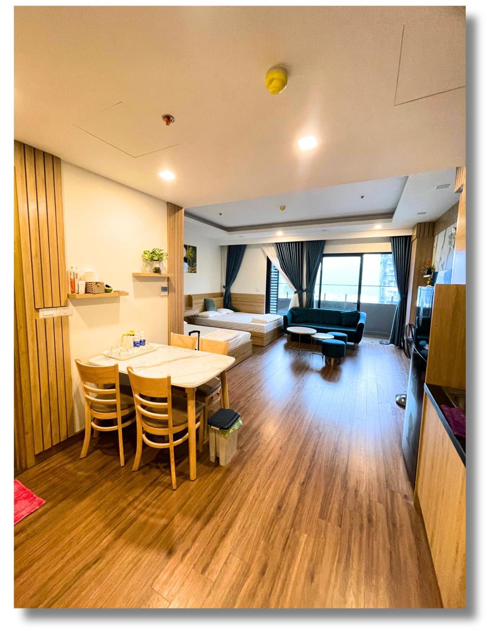 Flc Sea View Apartment Куїнон Екстер'єр фото